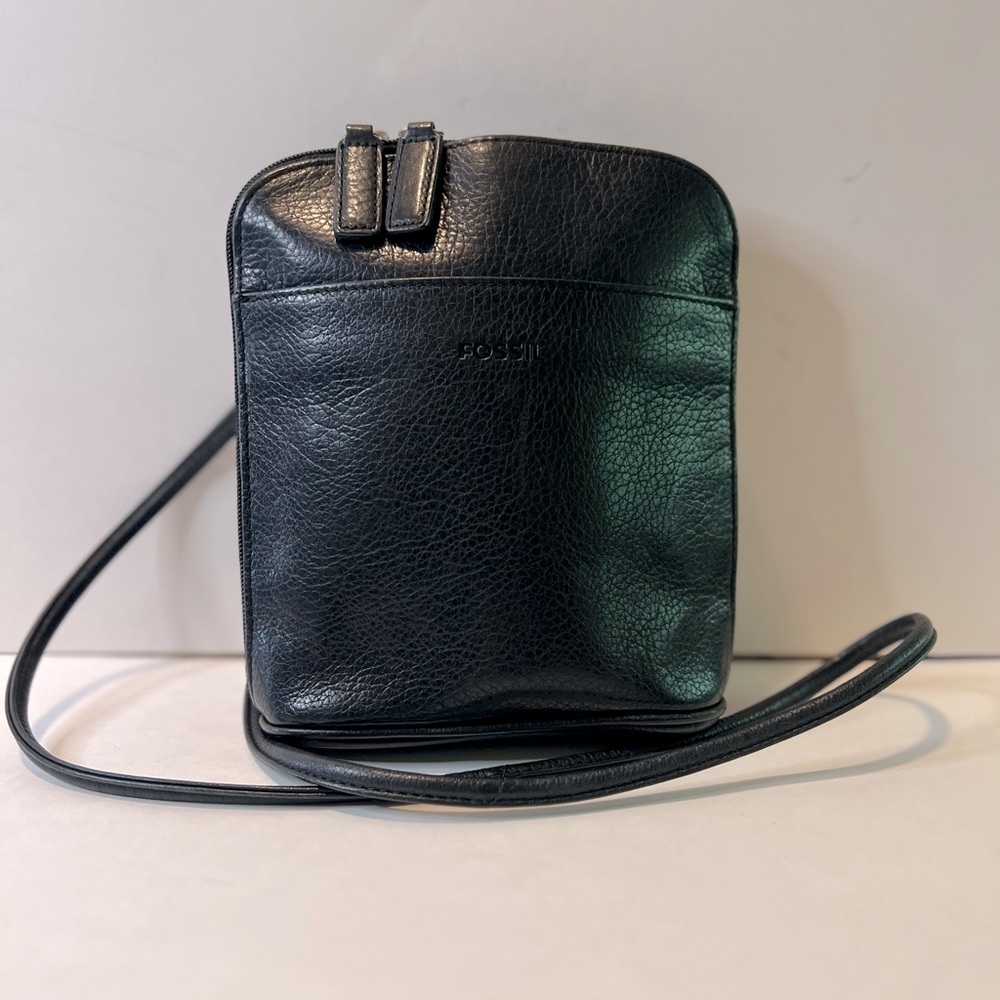 Fossil Vintage black leather crossbody bag